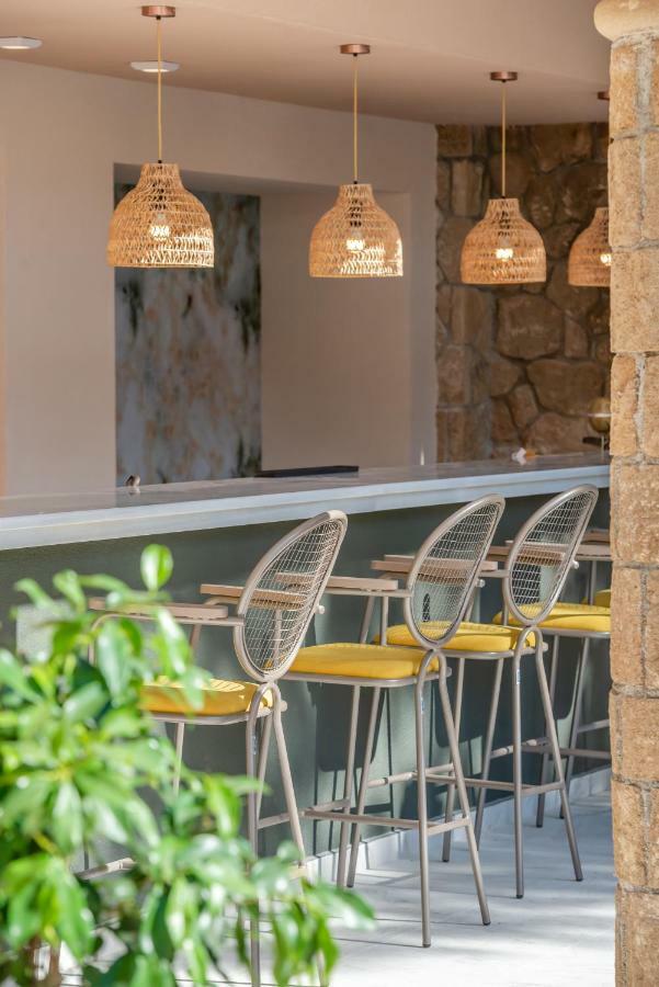 Vasilikos Hotel 2*